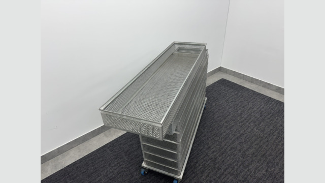 Metal Hatcher Stackable Basket
